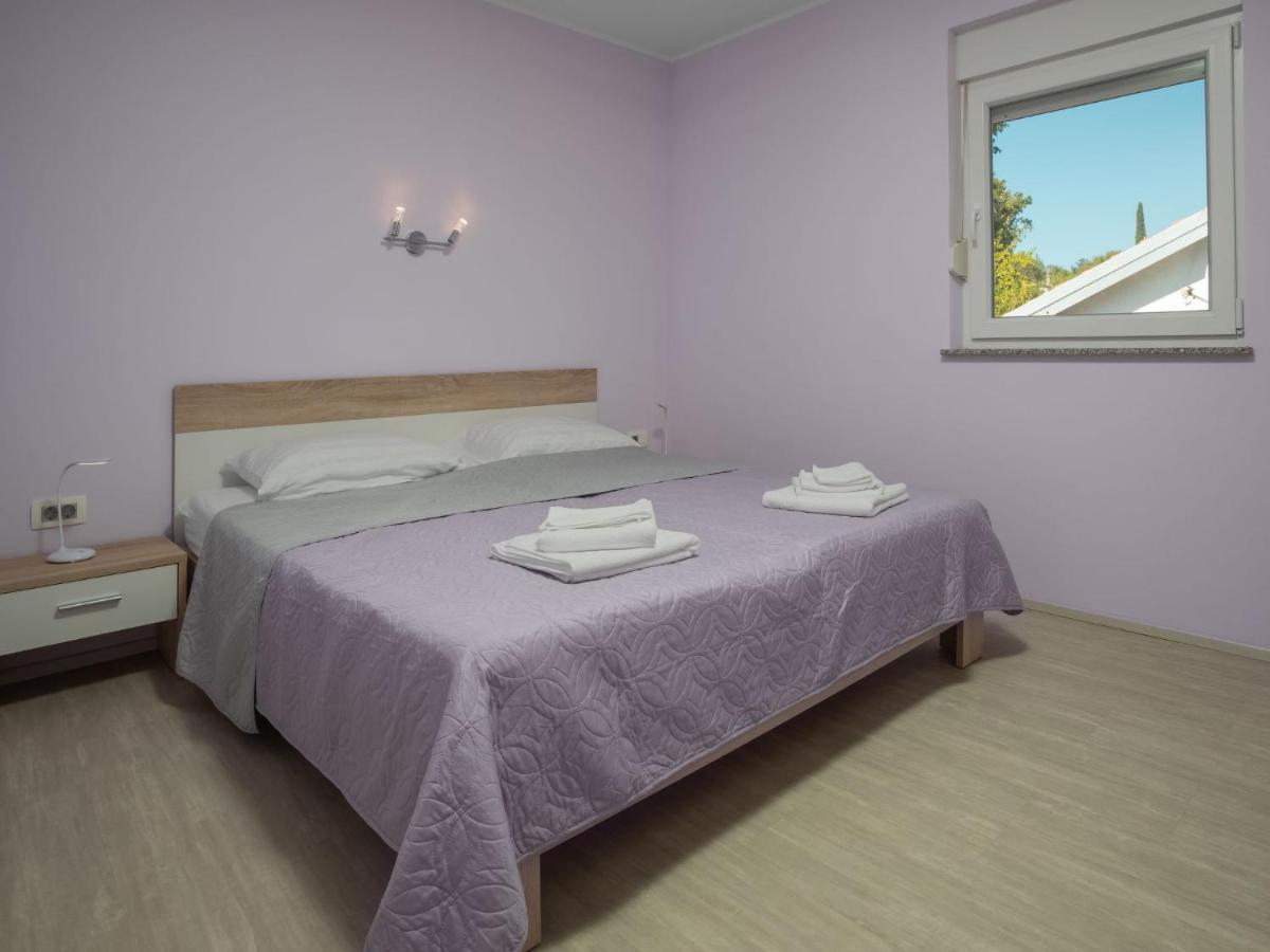Holiday Home Lavendel - Mlk159 By Interhome Dobrinj Екстер'єр фото